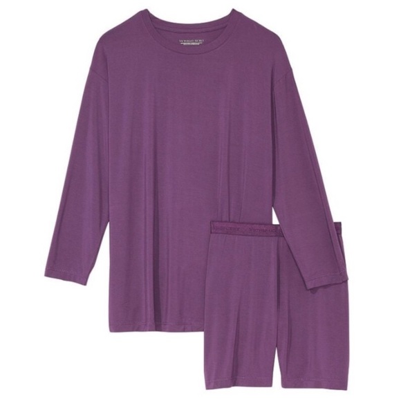 Victoria's Secret Pajama Set - Picture 1 of 13